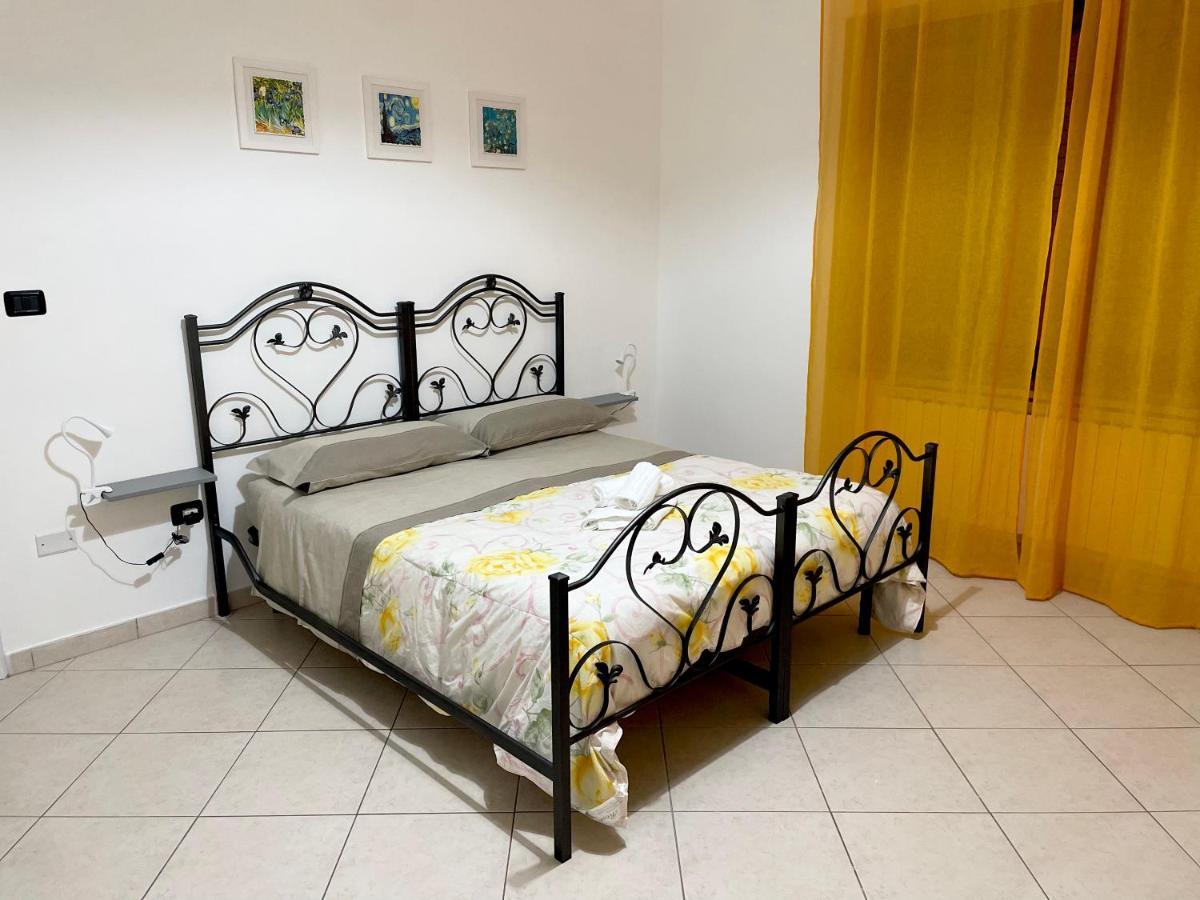 Parvis Home Brindisi Extérieur photo